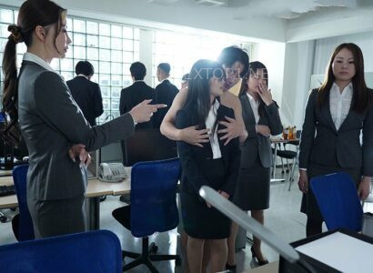 Chiếc thẻ đen dừng thời gian, thanh niên có được ước mơ của bao dâm thủ